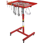 La mesa portátil portaherramientas RCD-65 de Ranger viene con una charola con ganchos y ranuras que le dan cabida a una amplia variedad de instrumentos.